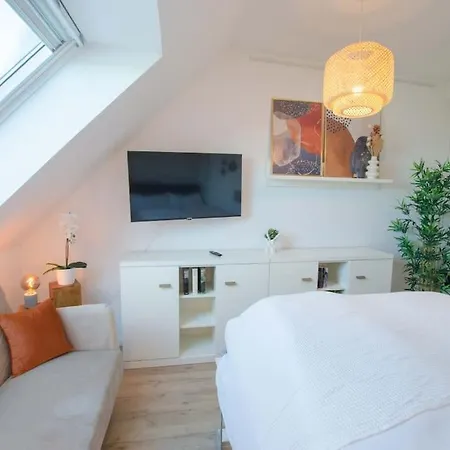 Casarina - Stylisches Penthouse Im Zentrum Διαμέρισμα *