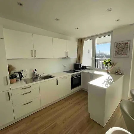 Casarina - Stylisches Penthouse Im Zentrum Διαμέρισμα Aψβούργη