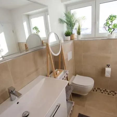 Casarina - Stylisches Penthouse Im Zentrum Διαμέρισμα *