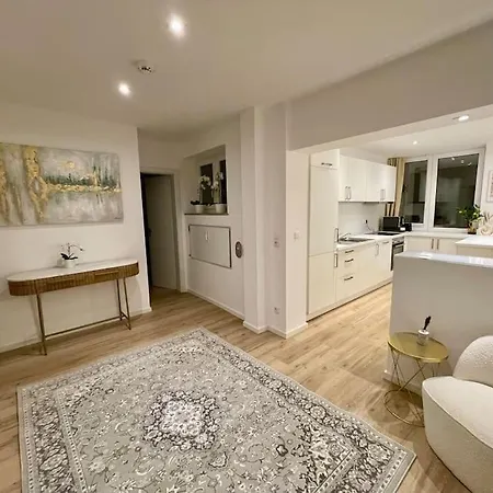 Apartment Casarina - Stylisches Penthouse Im Zentrum *